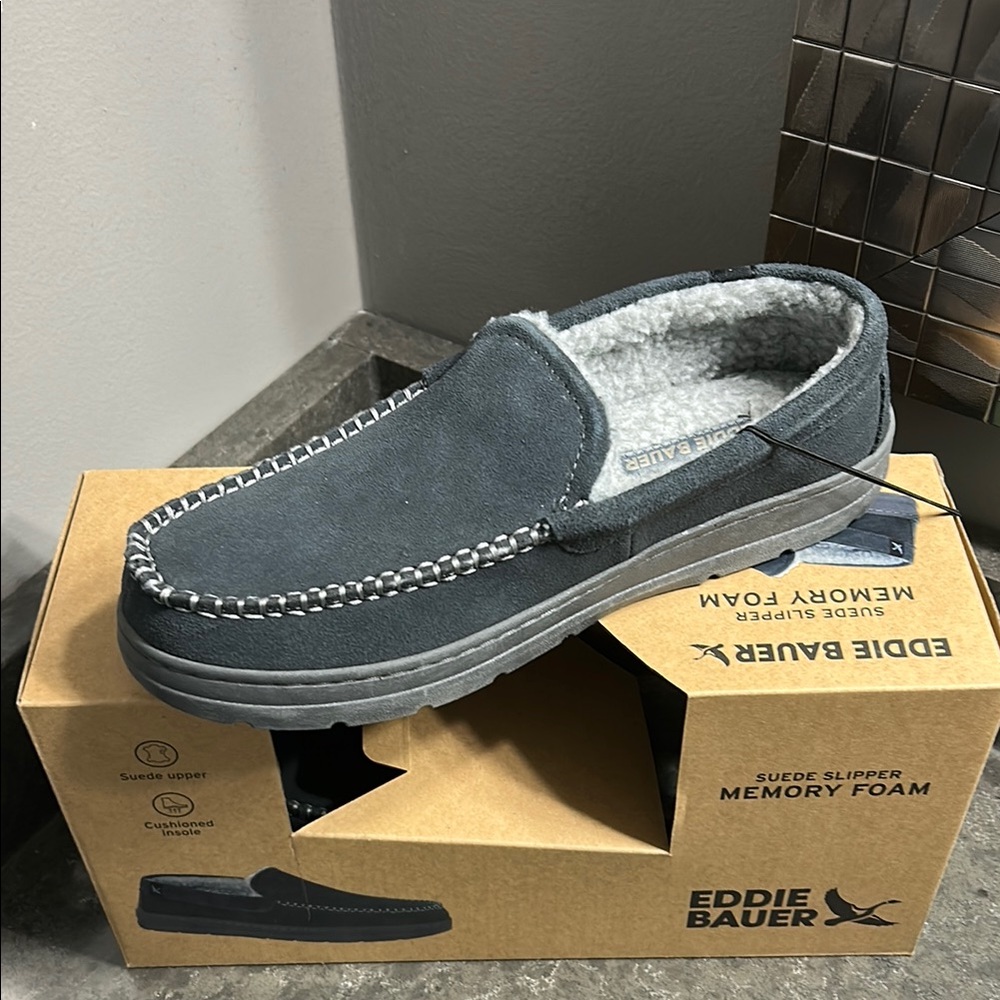 Eddie Bauer Gray Slip-On Slippers